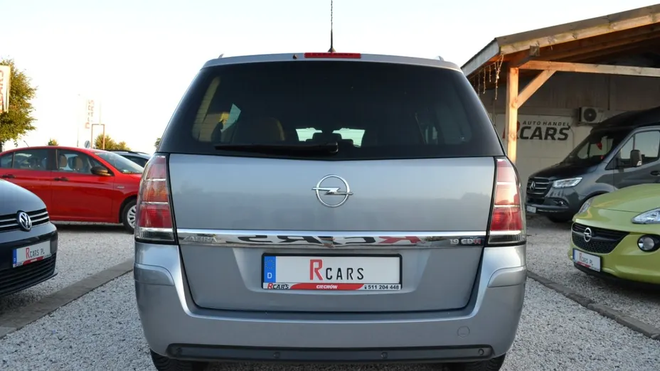 OPEL Zafira -