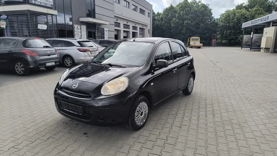 NISSAN Micra -
