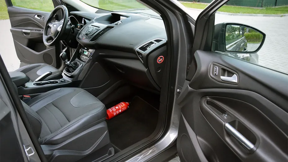 FORD Kuga -