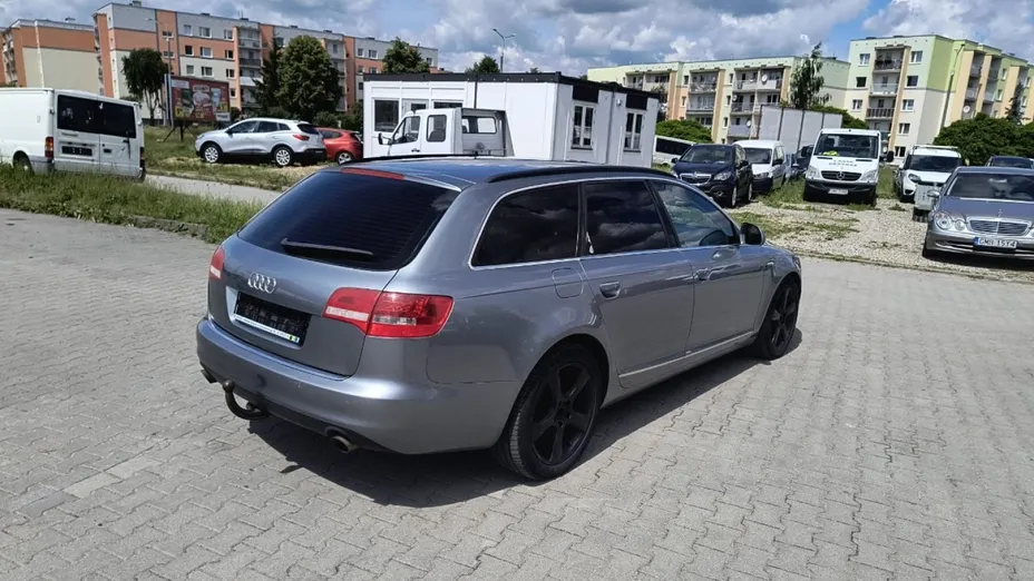 AUDI A6 Avant -