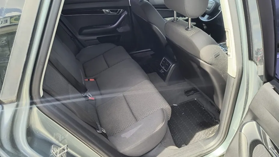 AUDI A6 Avant -