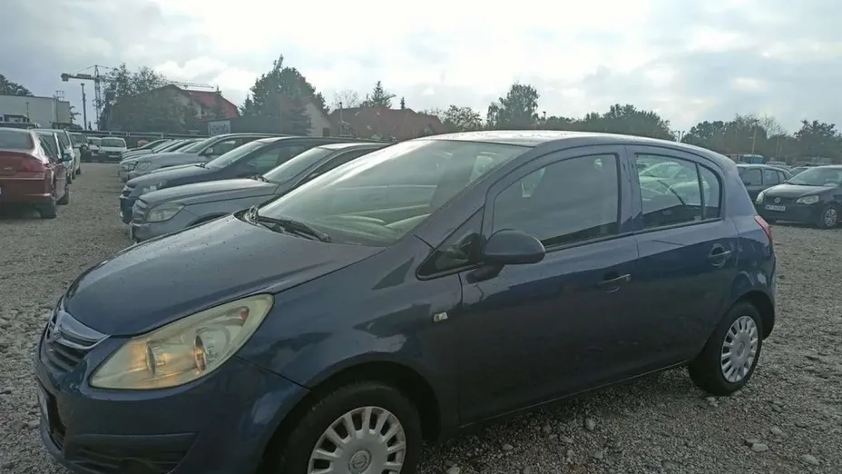 OPEL Corsa -