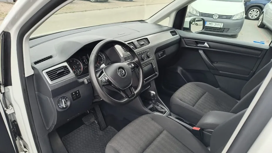 VOLKSWAGEN Caddy -