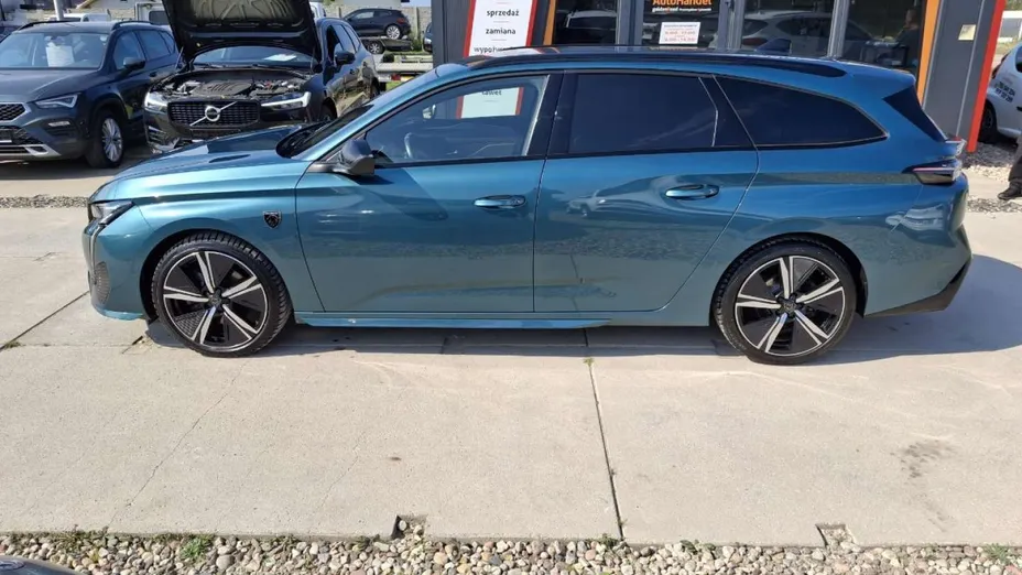 PEUGEOT 308 -