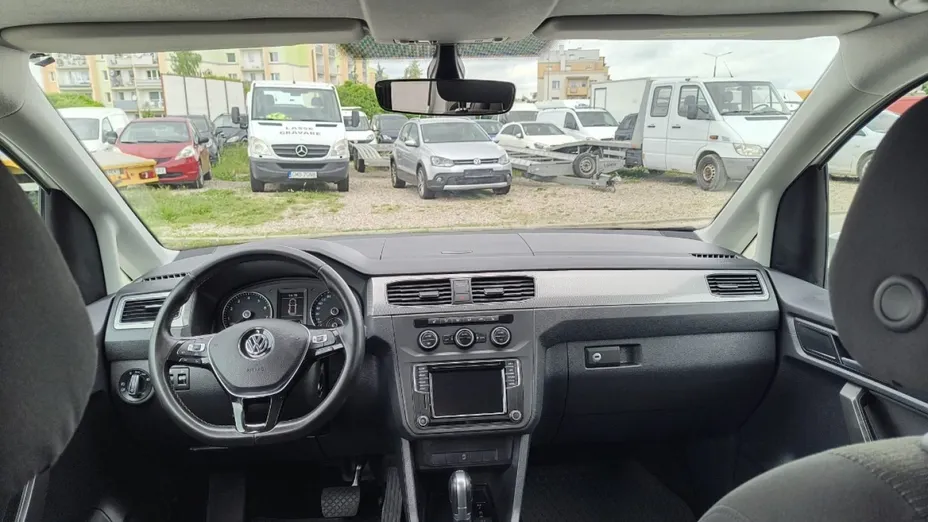 VOLKSWAGEN Caddy -