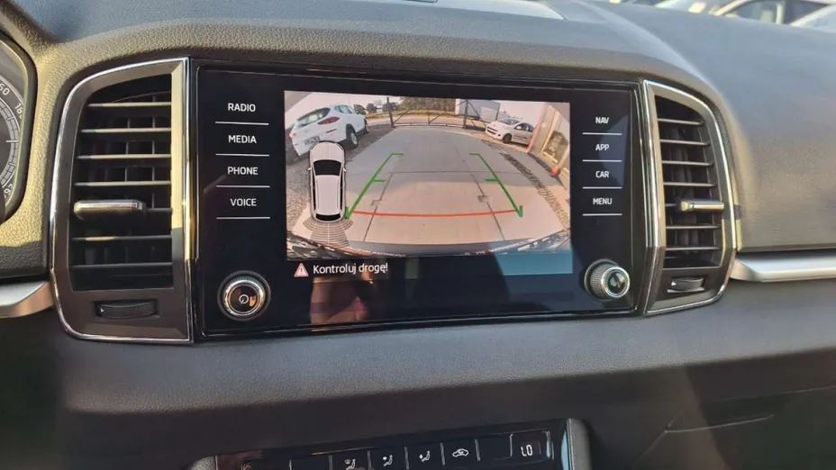 SKODA Karoq -