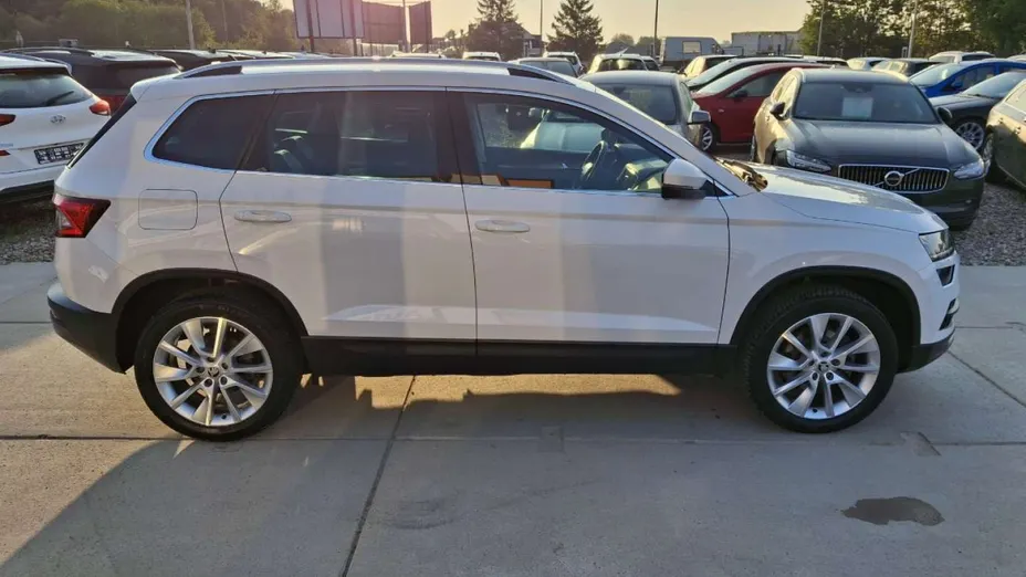SKODA Karoq -