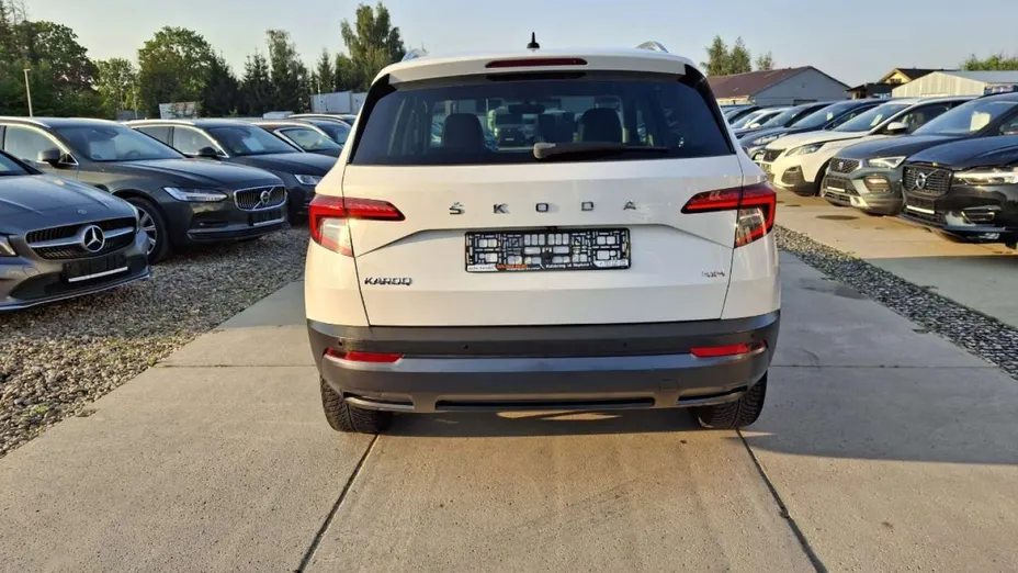 SKODA Karoq -