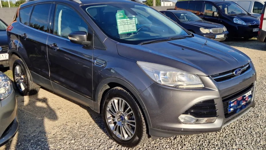 FORD Kuga -