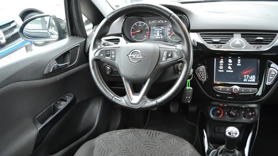 OPEL Corsa -
