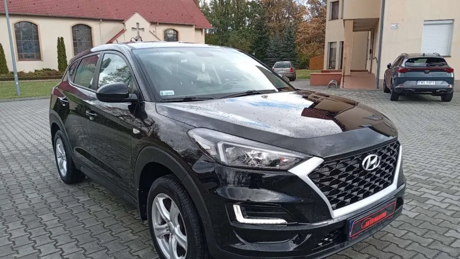 HYUNDAI Tucson -