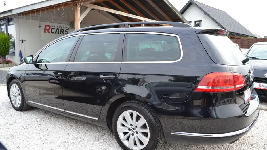 VOLKSWAGEN Passat -