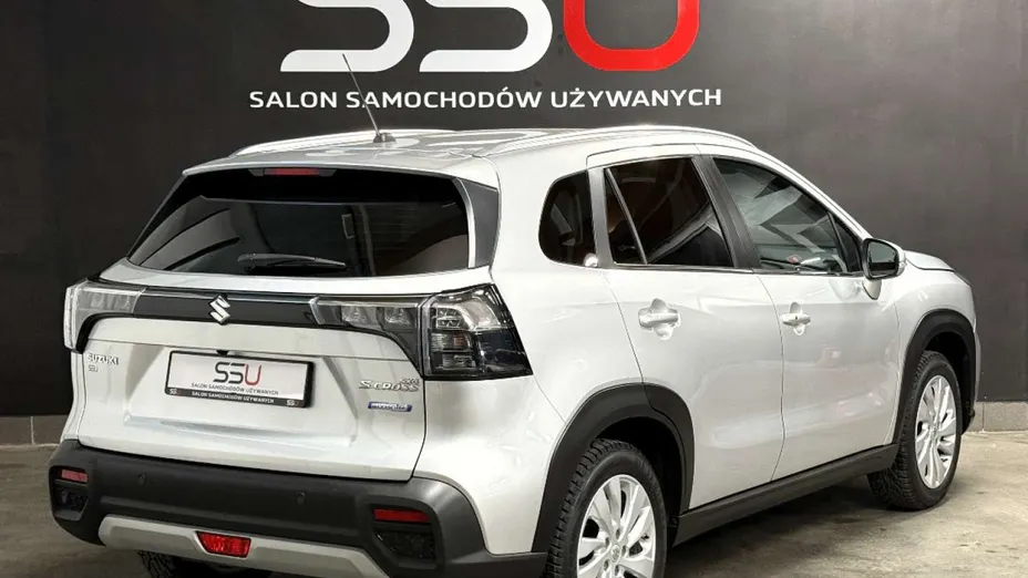 SUZUKI SX4 -