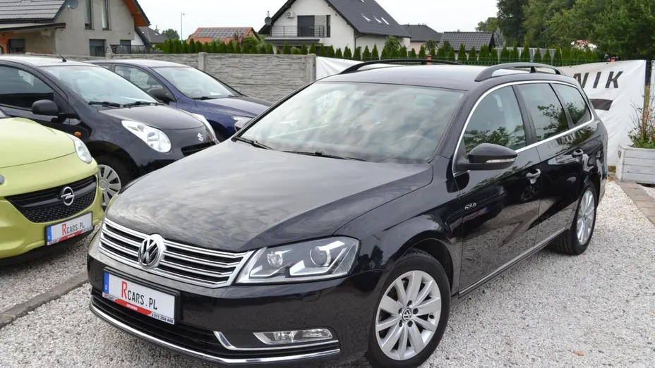 VOLKSWAGEN Passat -