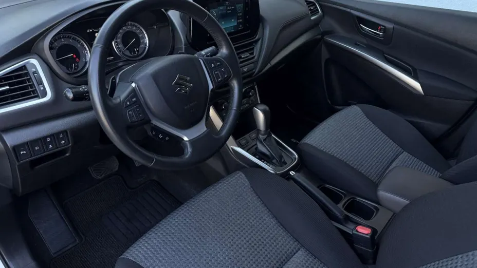 SUZUKI SX4 -