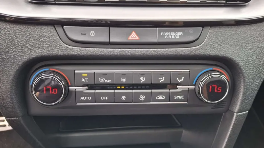 KIA ProCeed -