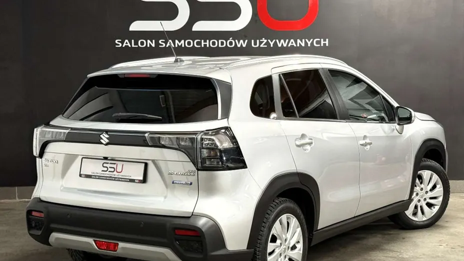 SUZUKI SX4 -