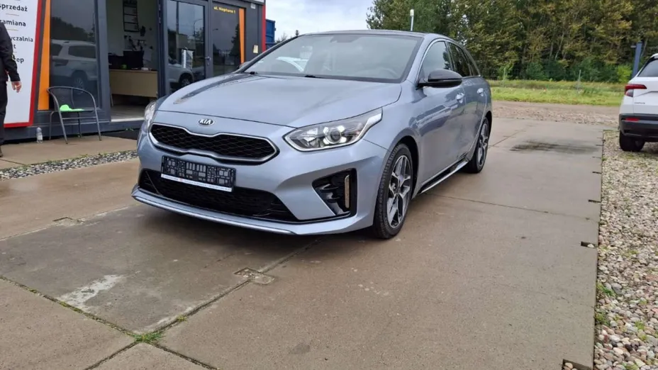 KIA ProCeed -