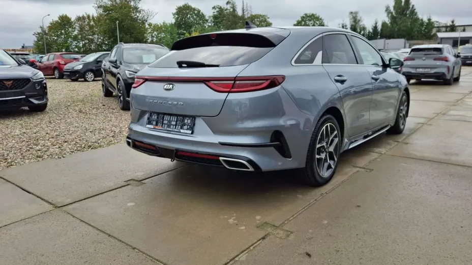 KIA ProCeed -