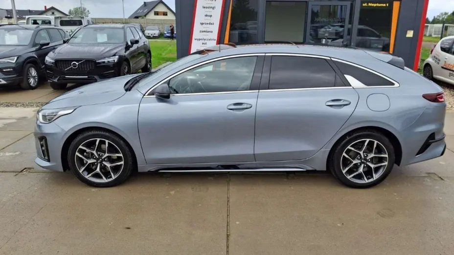 KIA ProCeed -