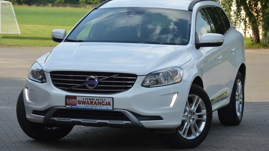 VOLVO XC60 -