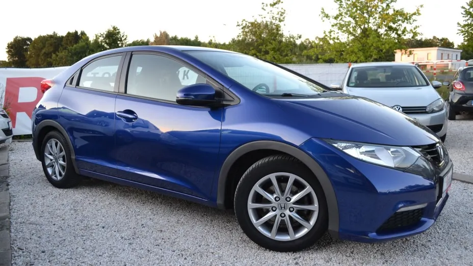 HONDA Civic -