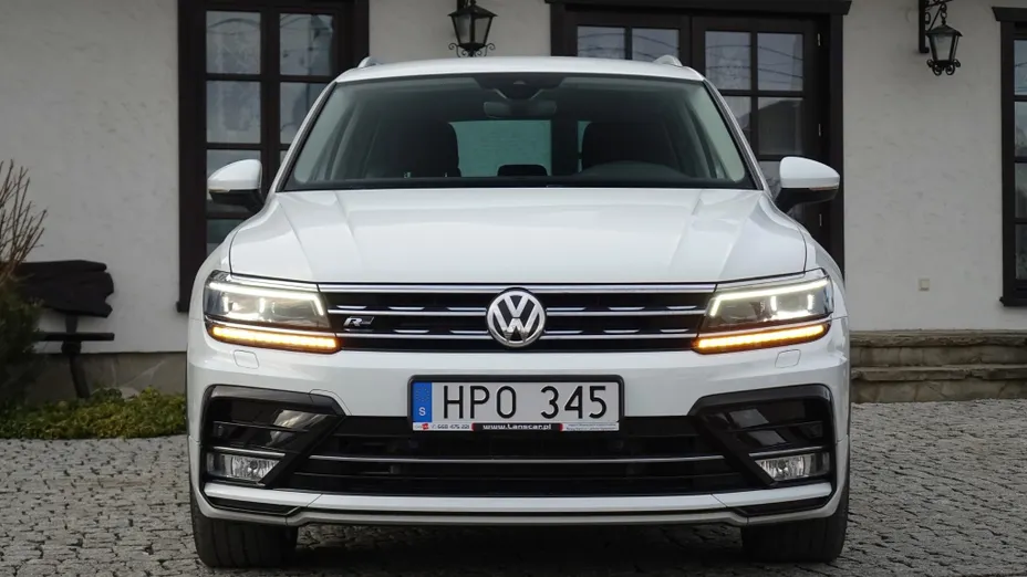 VOLKSWAGEN Tiguan -