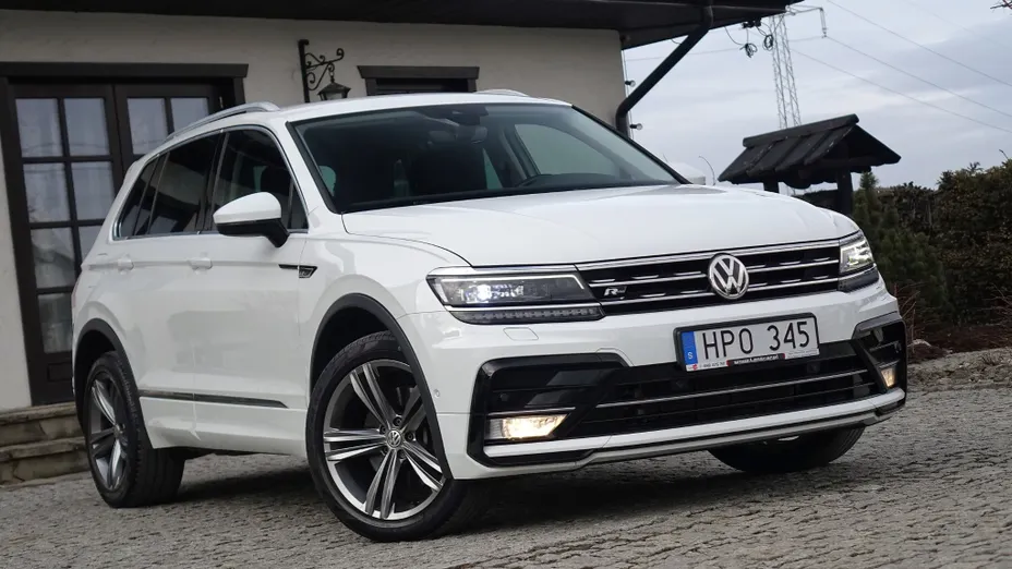VOLKSWAGEN Tiguan -