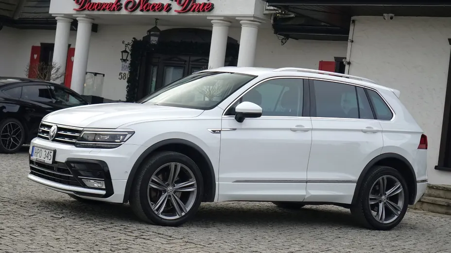 VOLKSWAGEN Tiguan -