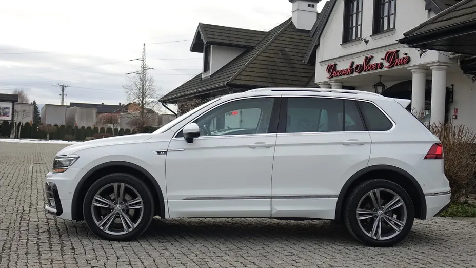 VOLKSWAGEN Tiguan -