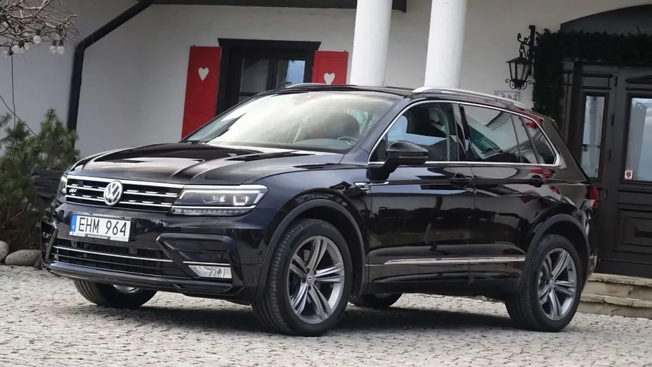VOLKSWAGEN Tiguan -