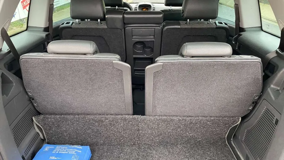 OPEL Zafira -