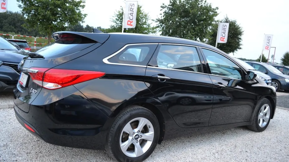HYUNDAI i40 -