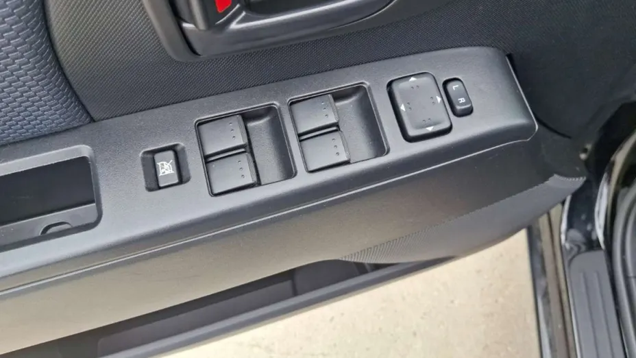 MAZDA 5 -