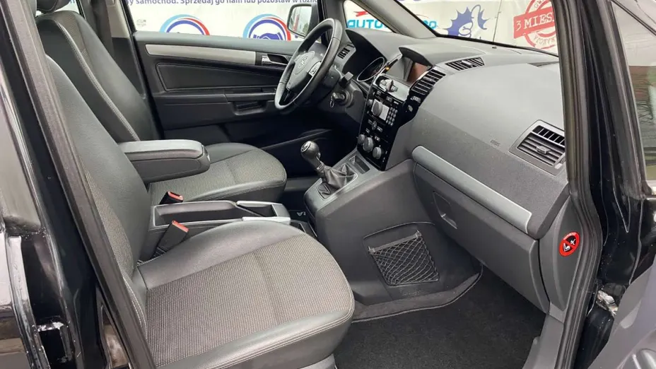 OPEL Zafira -