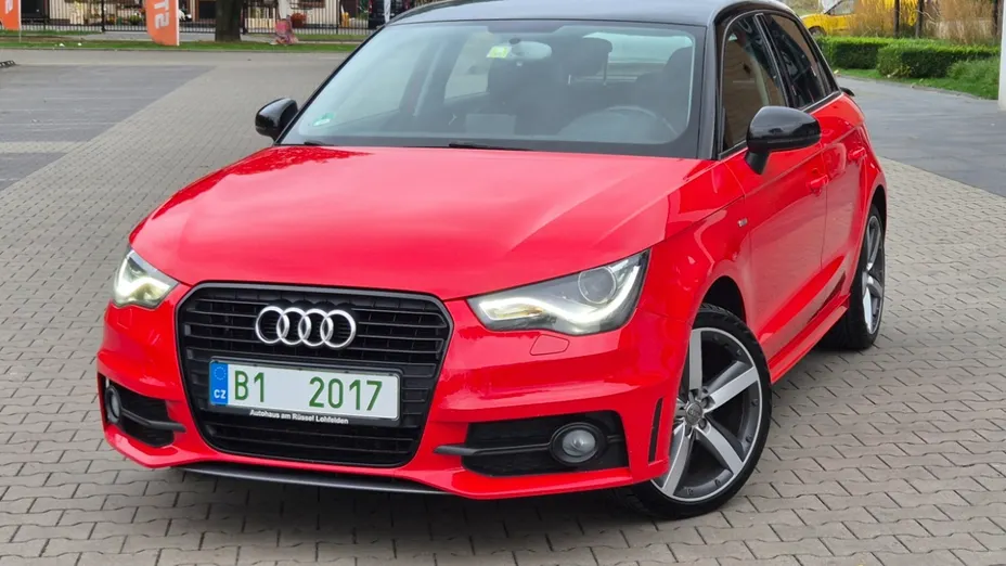 AUDI A1 -