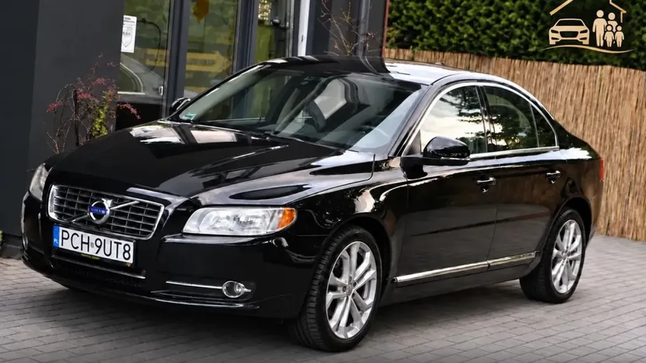 VOLVO S80 -