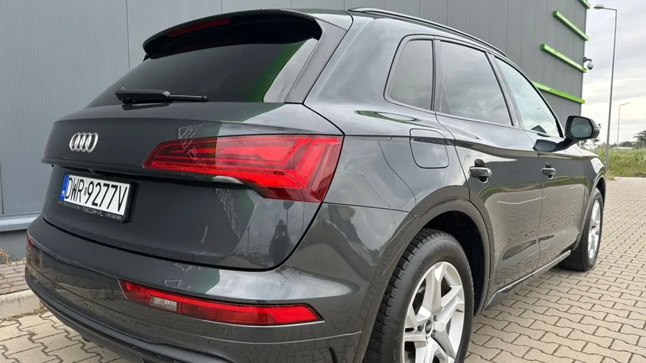 AUDI Q5 -