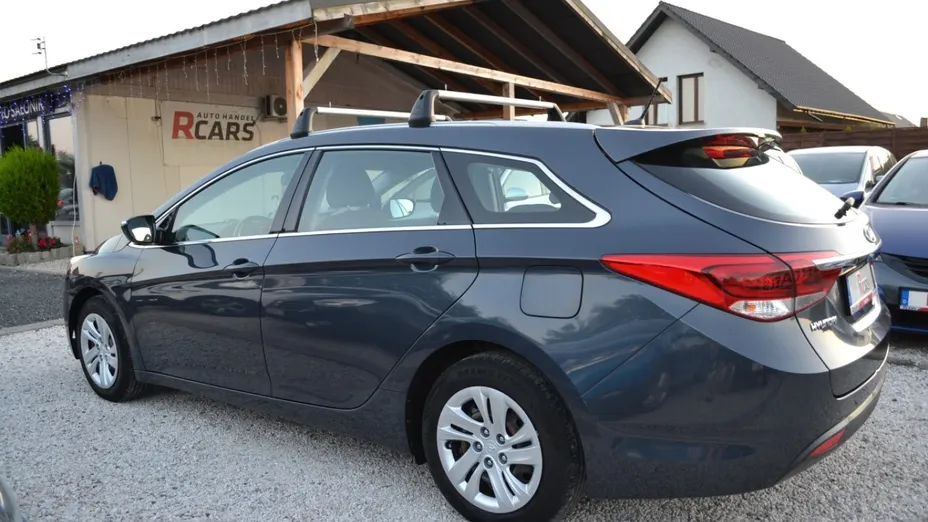 HYUNDAI i40 -