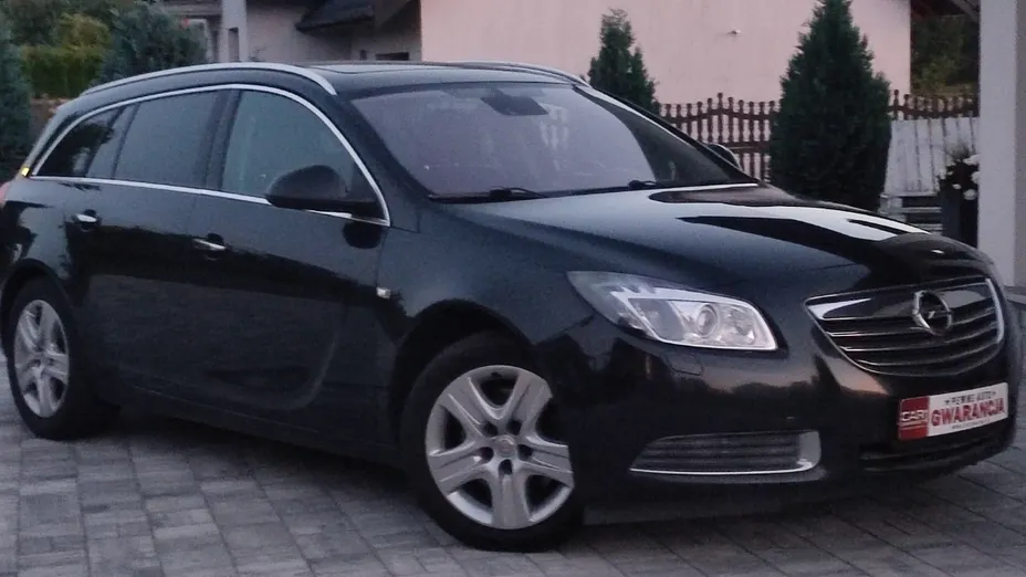 OPEL Insignia -