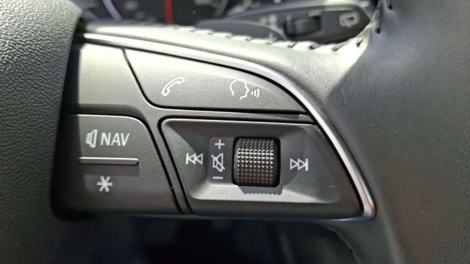 AUDI Q5 -