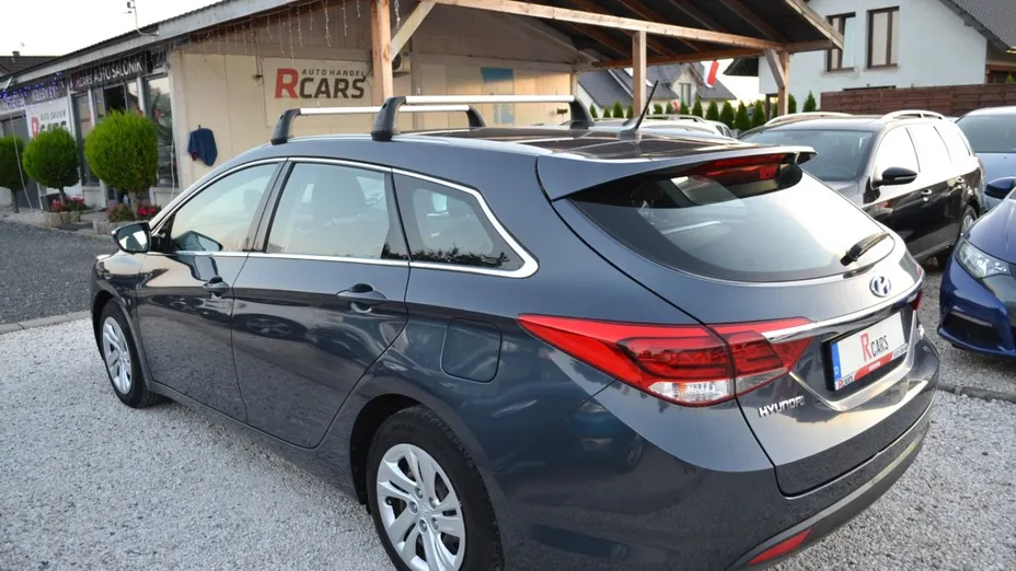 HYUNDAI i40 -