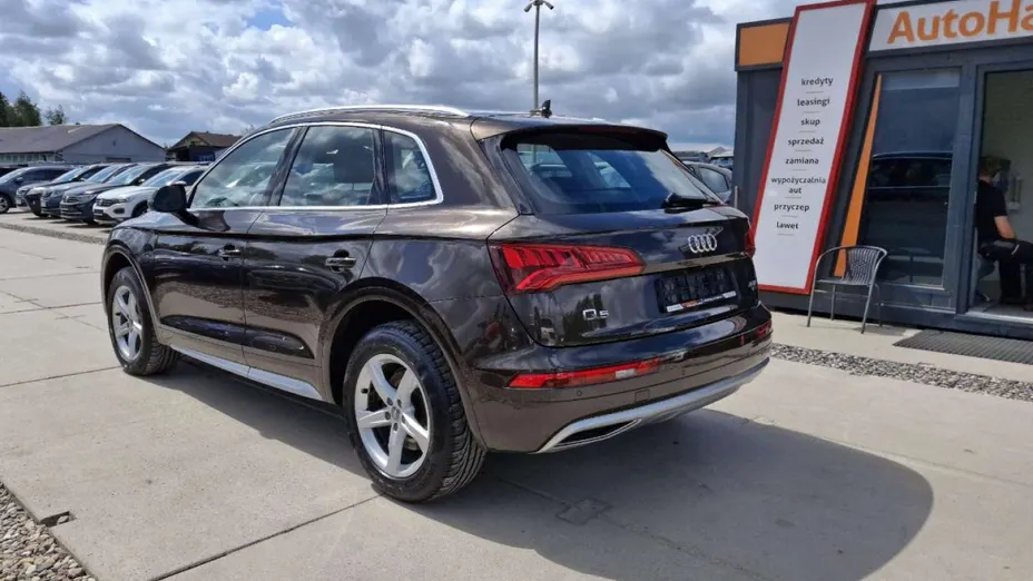 AUDI Q5 -