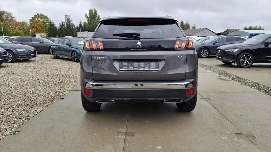 PEUGEOT 3008 -