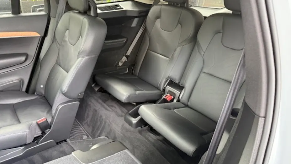 VOLVO XC90 -