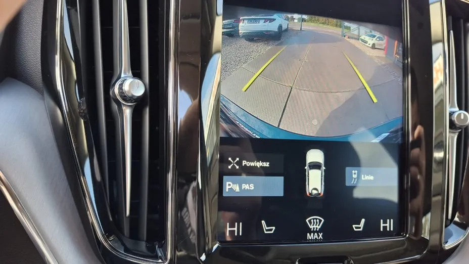 VOLVO XC60 -