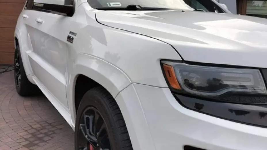 JEEP Grand Cherokee -