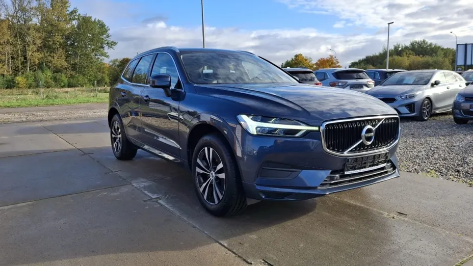 VOLVO XC60 -