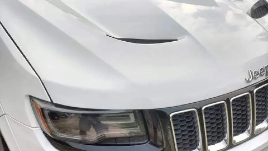 JEEP Grand Cherokee -