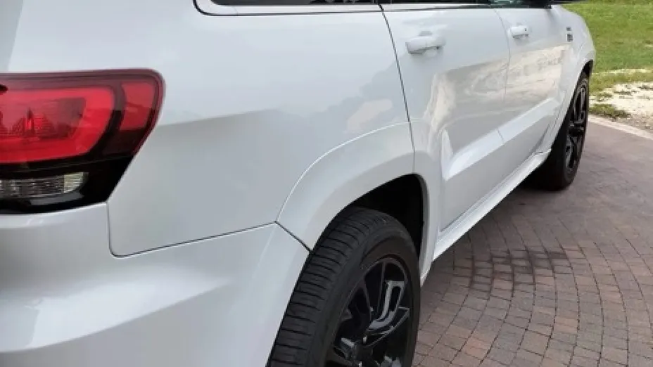 JEEP Grand Cherokee -